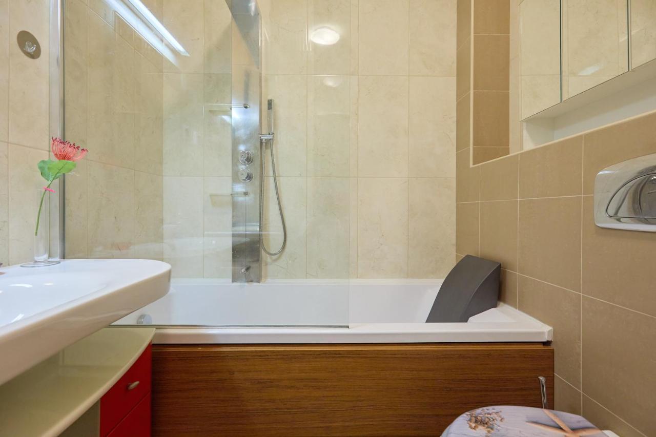 The Monroe - Stylish 2 Bd In Orsan Appartamento